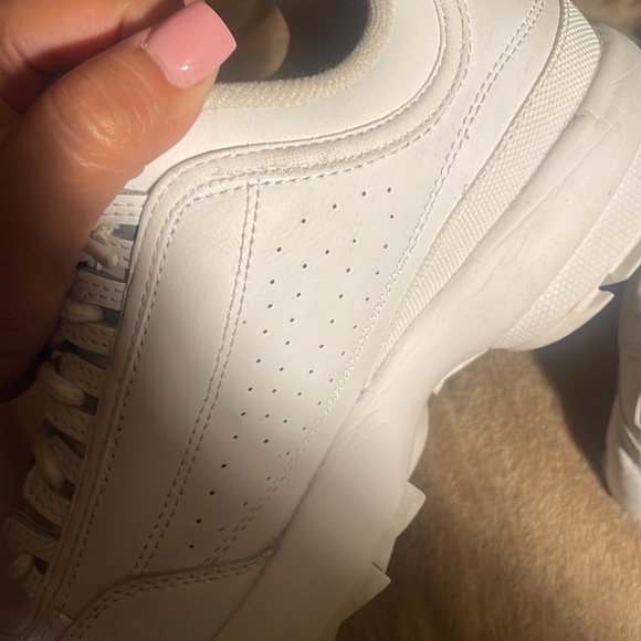 Fila Disruptor Sneakers - Picture 10 of 11